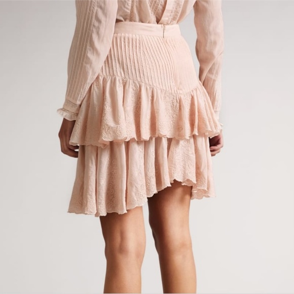 Ted Baker Alegria Tiered Lace Handkerchief Hem Skirt in Light Pink (2/M) - Picture 3 of 14